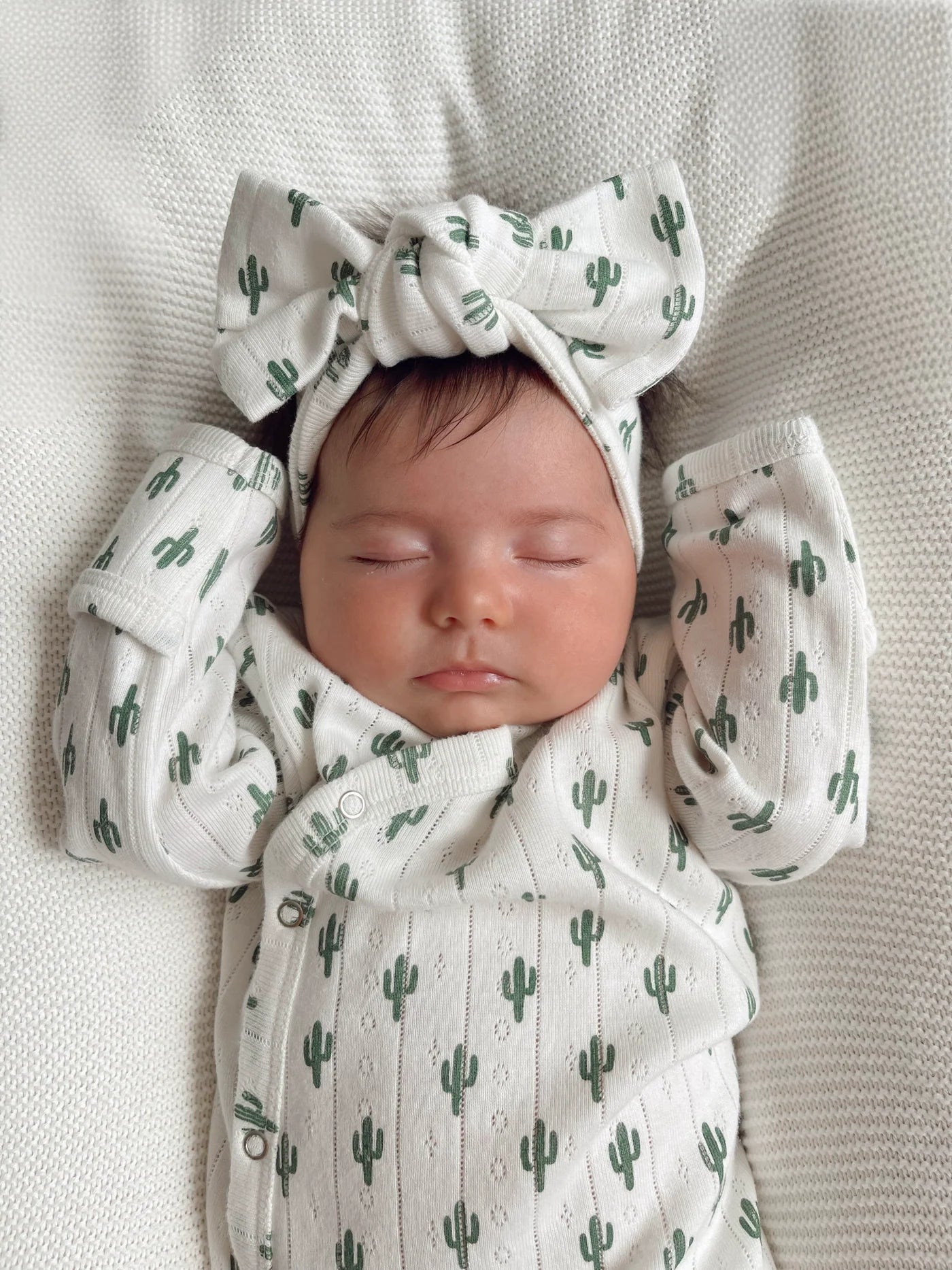 Cactus / Organic Pointelle Bow