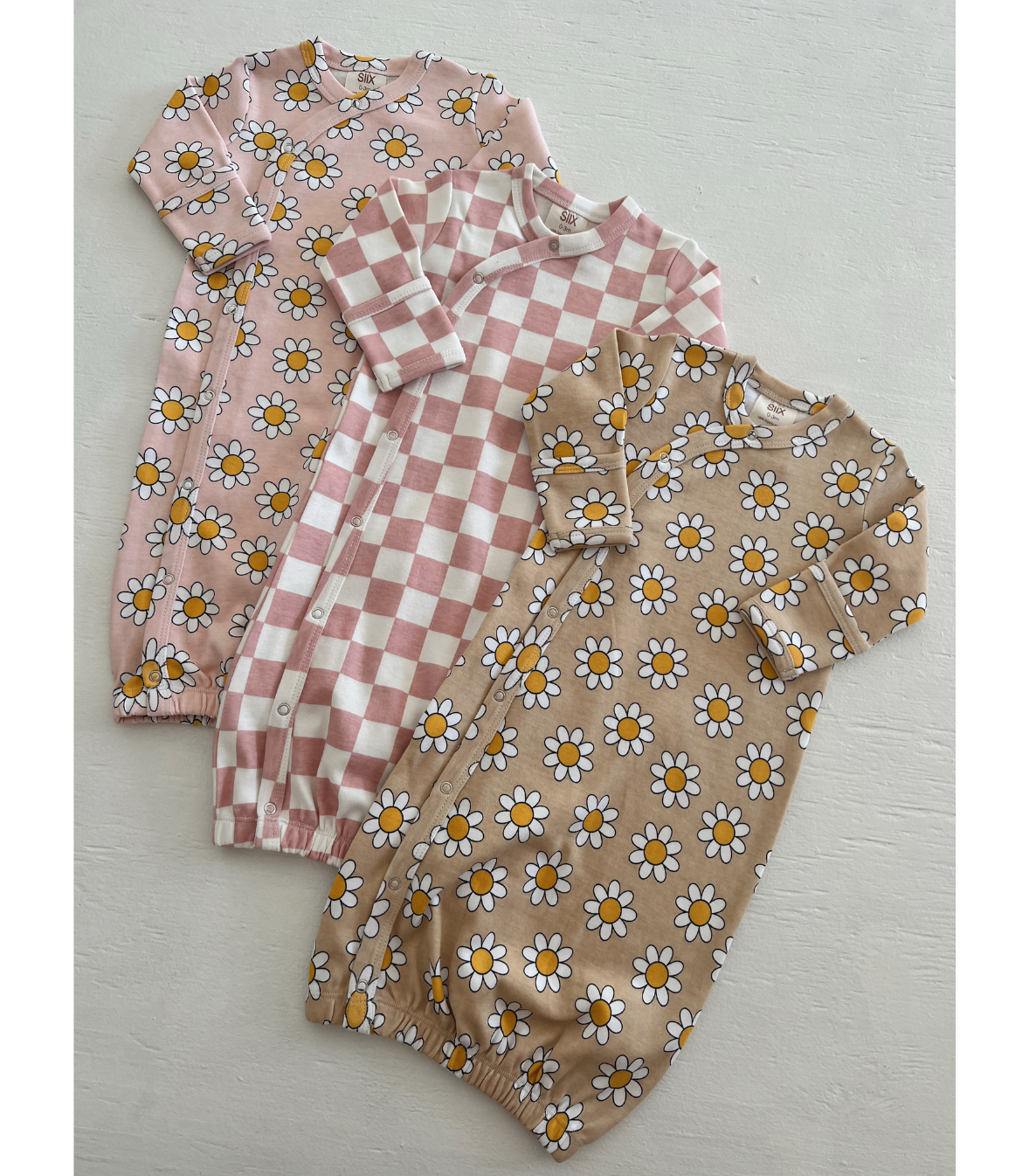 Daisy Pop Biscotti / Organic Gown