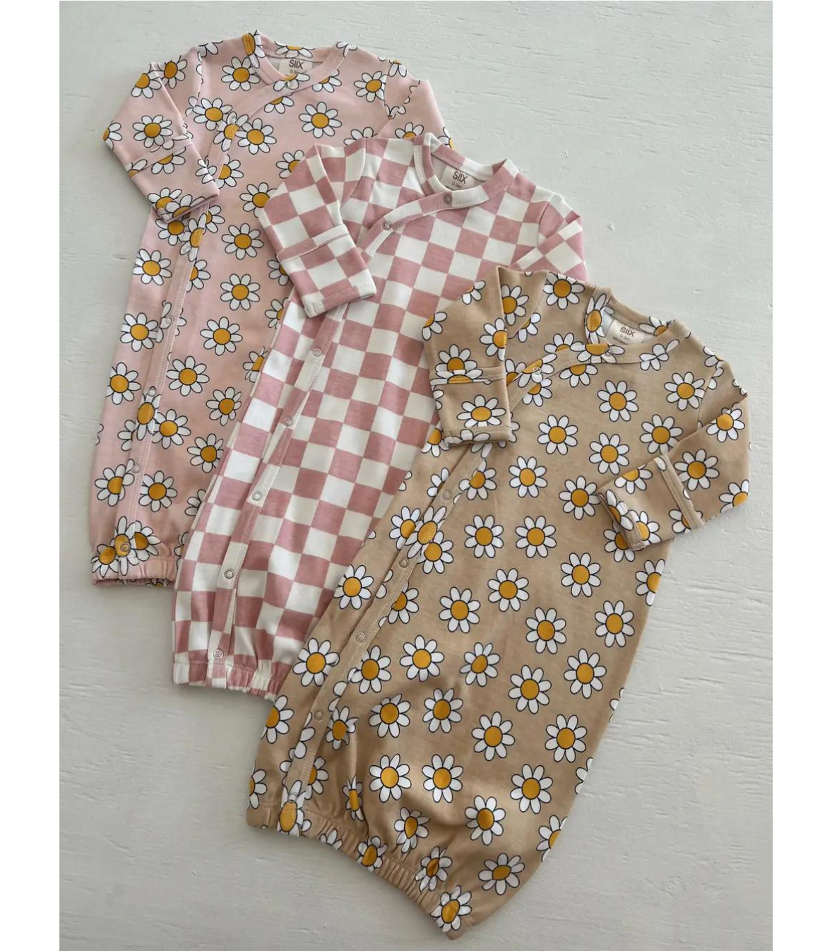 Strawberry Shortcake Checkerboard / Organic Gown