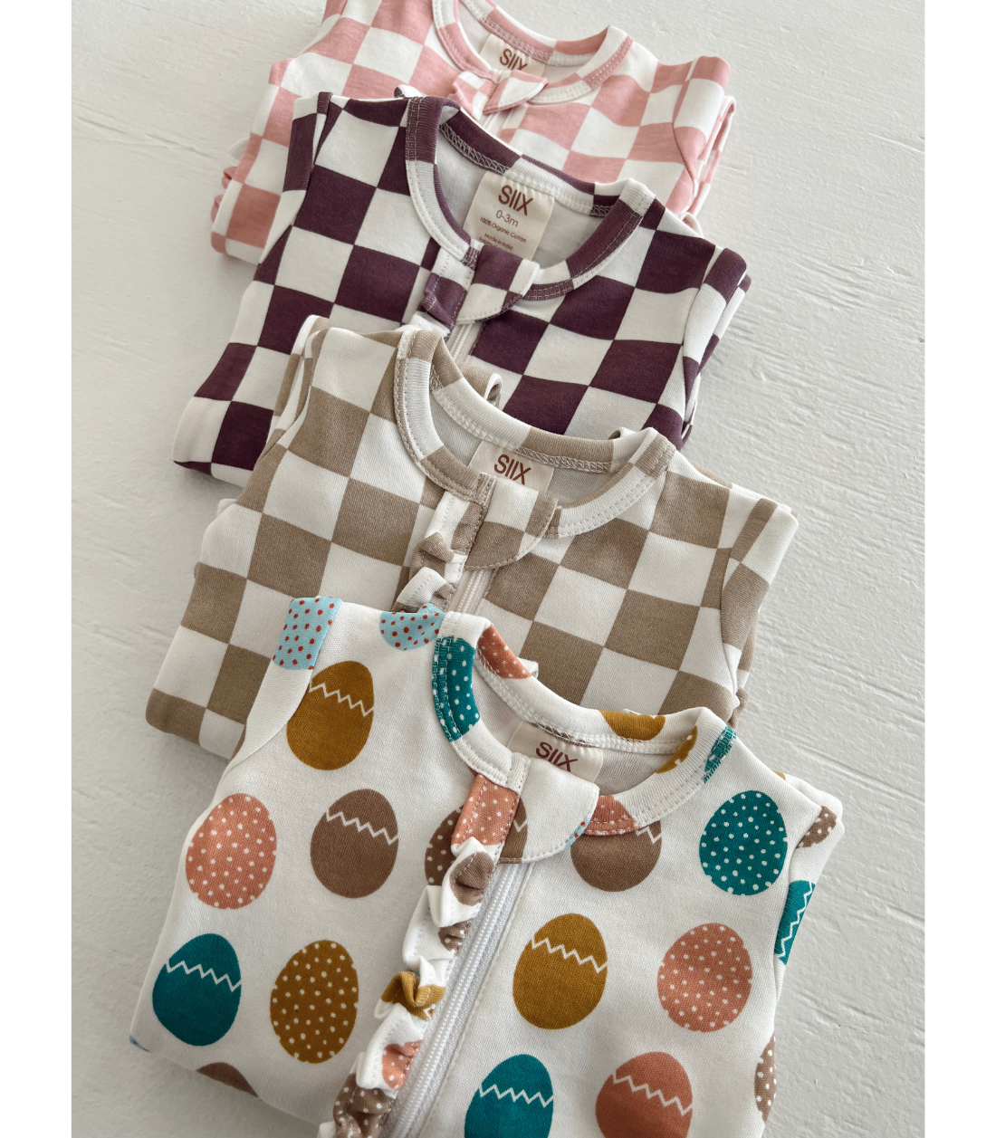 Easter Egg Hunt / Organic Frill Zip Footie