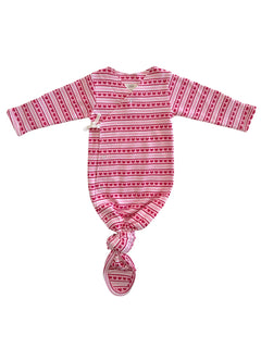 Baby sleep sack in pink with heart patterns, featuring long sleeves and a knotted bottom for easy diaper changes.