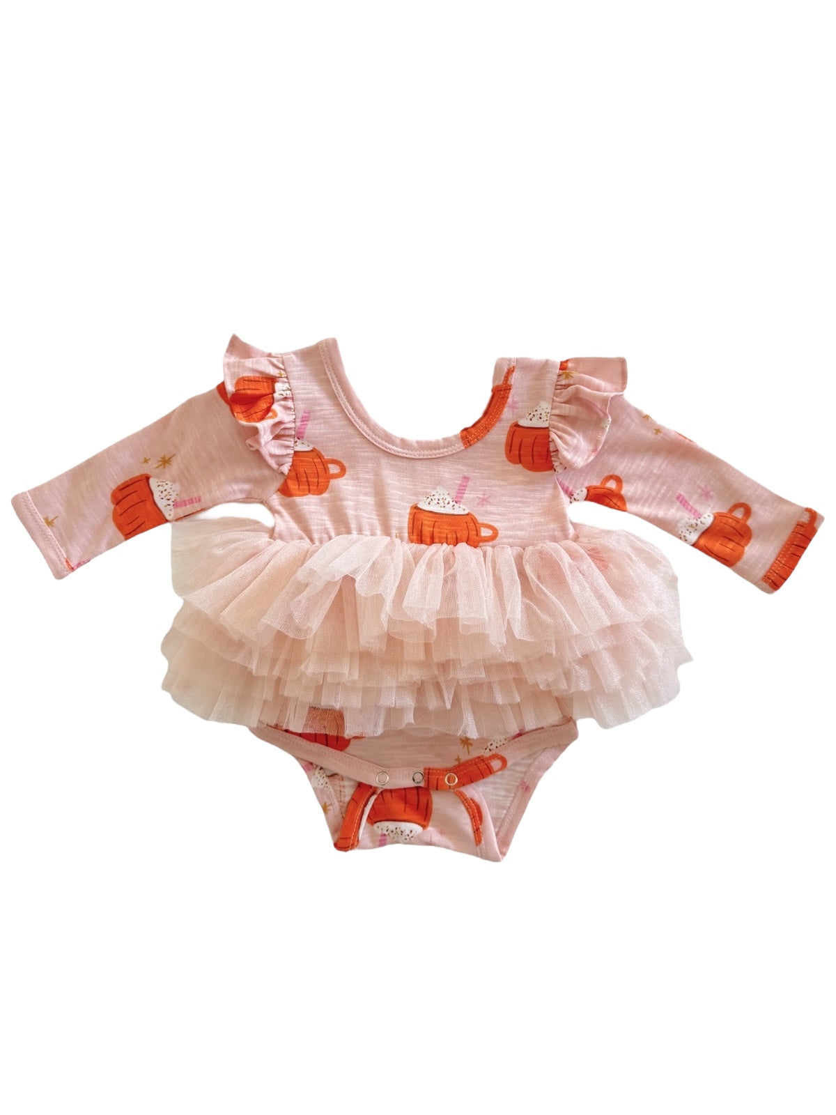 Baby outfit with a pink base, pumpkin print, and a ruffled tulle skirt. Ideal for autumn-themed occasions.