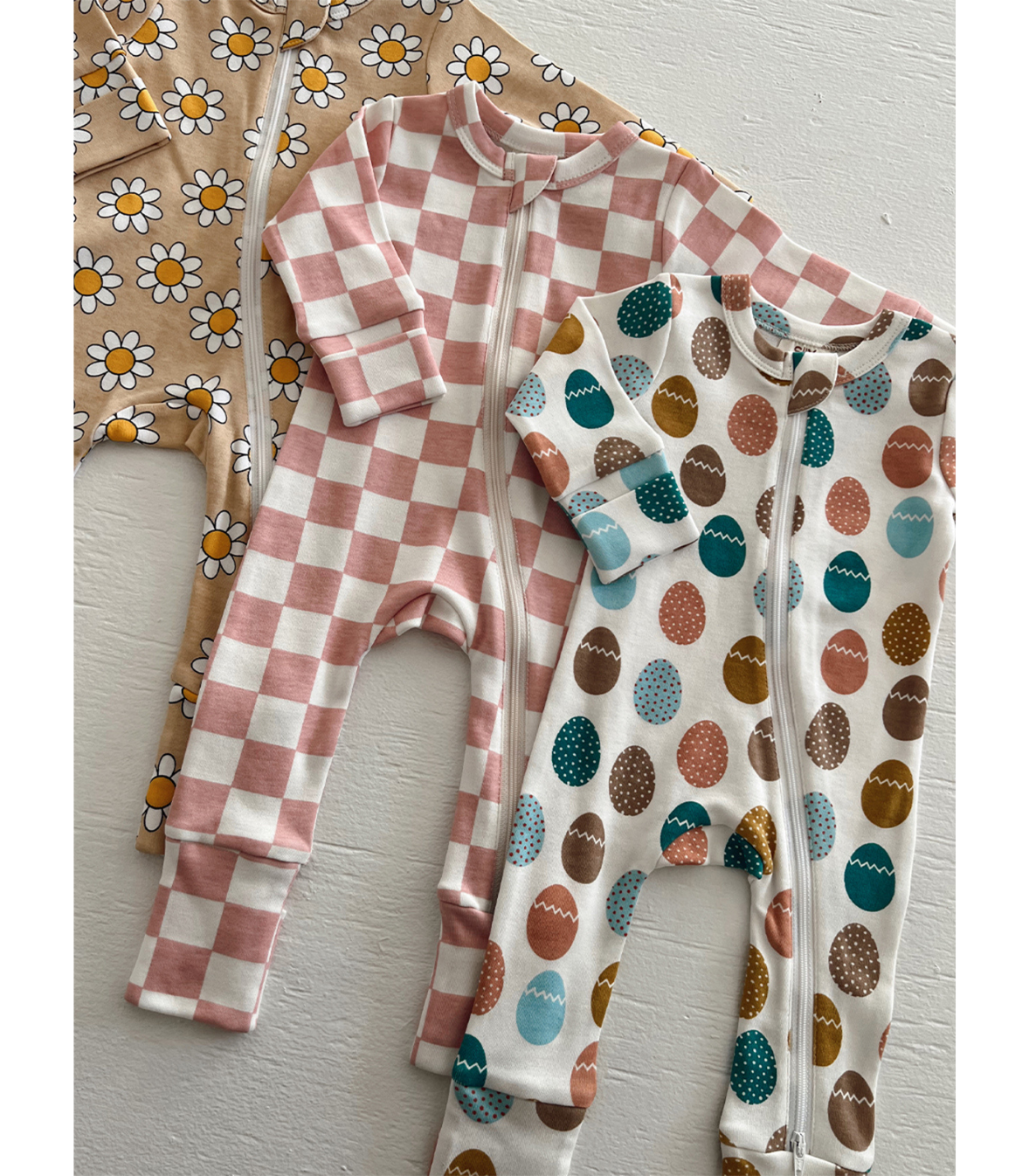 Easter Egg Hunt / Organic 2-Way Zip Romper