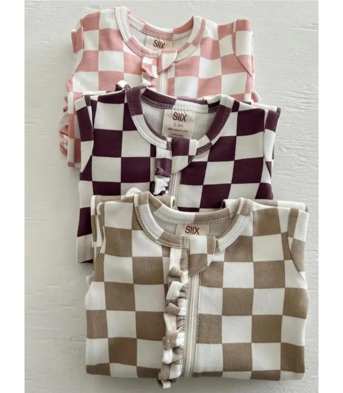 Berry Cheesecake Checkerboard / Organic Frill Zip Footie