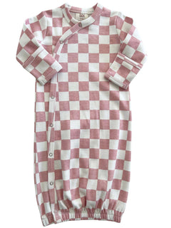 Pink and white checked baby sleep sack with long sleeves and snap buttons. Soft cotton material for comfort.