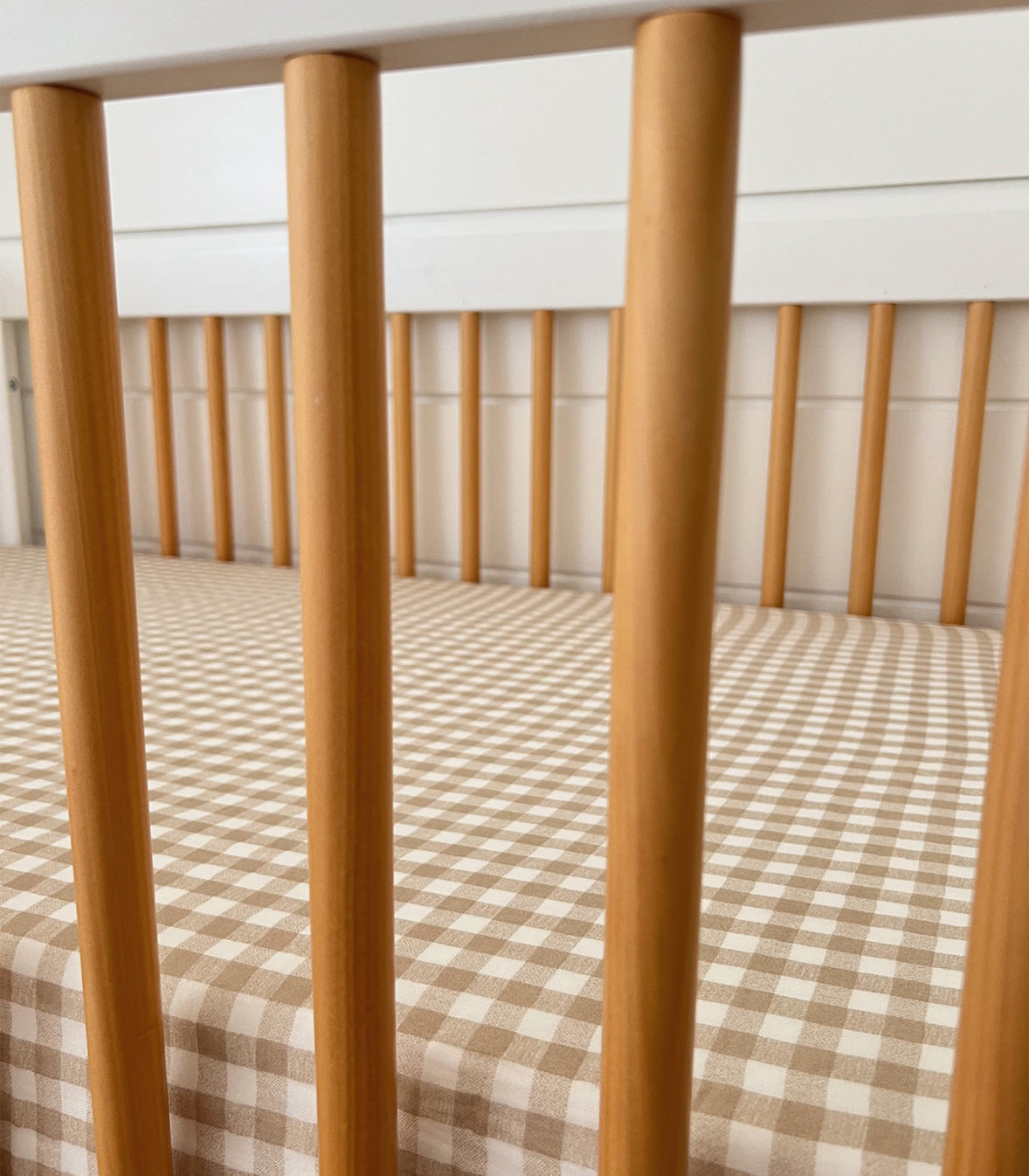 Tan Gingham / Organic Crib Sheet SIIX COLLECTION