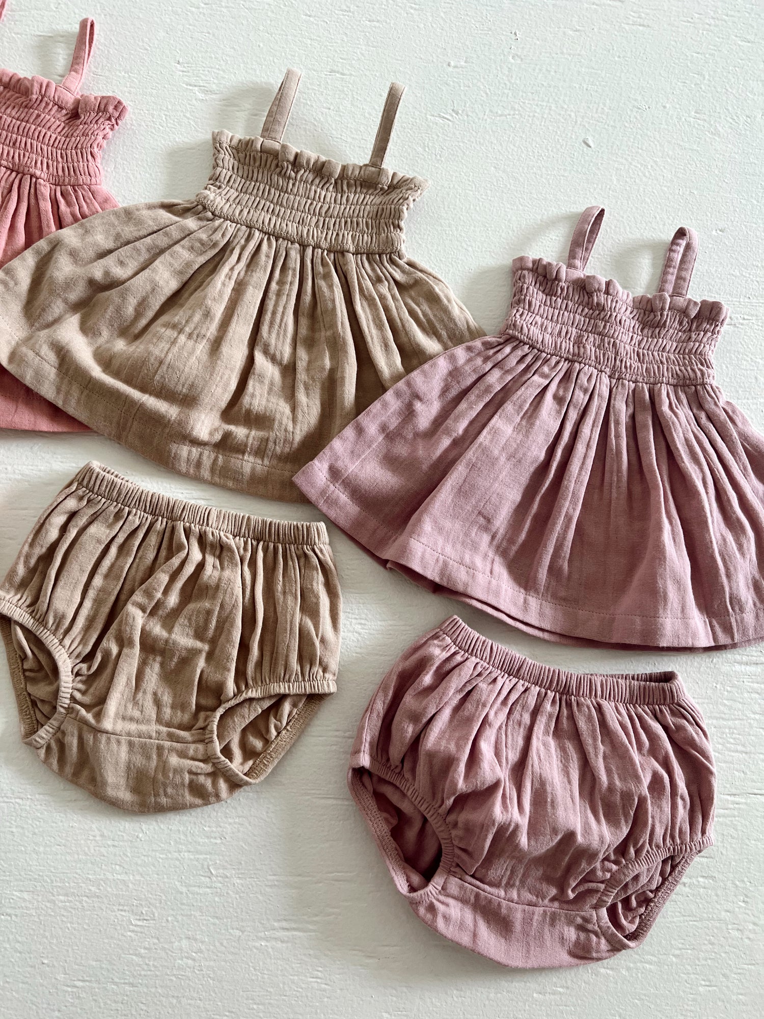 Sand / Organic Smocked Set